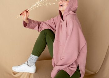 Tesettür Giyimin Olmazsa Olmaz Parçaları