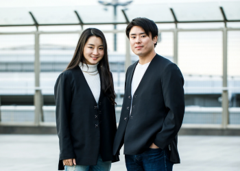 Rakku Çanta İşlevi Gören Ceket