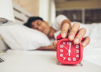 Sabahları Yorgun Uyanmamızın 6 Nedeni