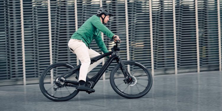 Porsche’dan İki Yeni Elektrikli Bisiklet