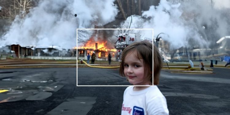 İnternet Mimlerine Generative Fill ile Geniş Açıdan Bakmak